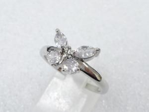 クリスタル　指輪(17.5号)